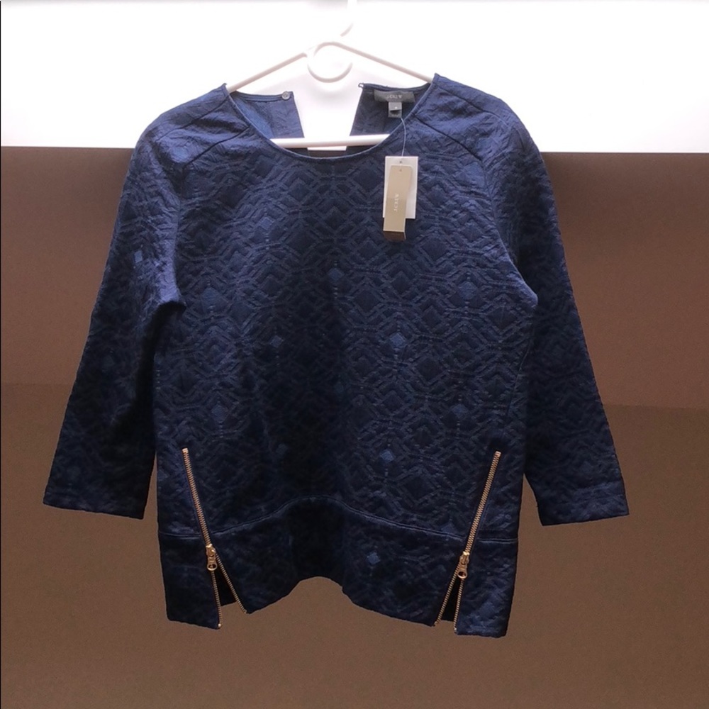 Women’s top- NEVER WORN, NEW WITH TAGS